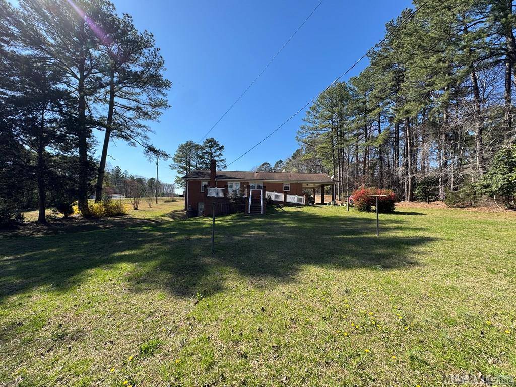 3720 Country Club Drive, Brodnax, VA 23920