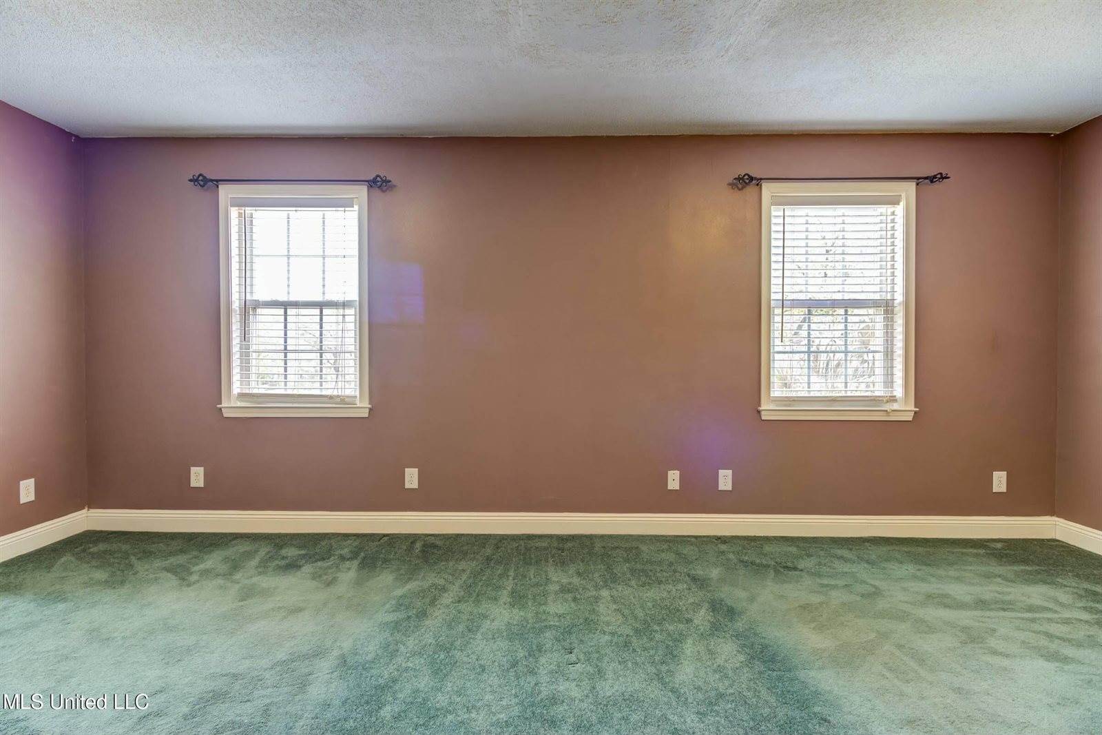 4510 Washington Avenue, Pascagoula, MS 39581