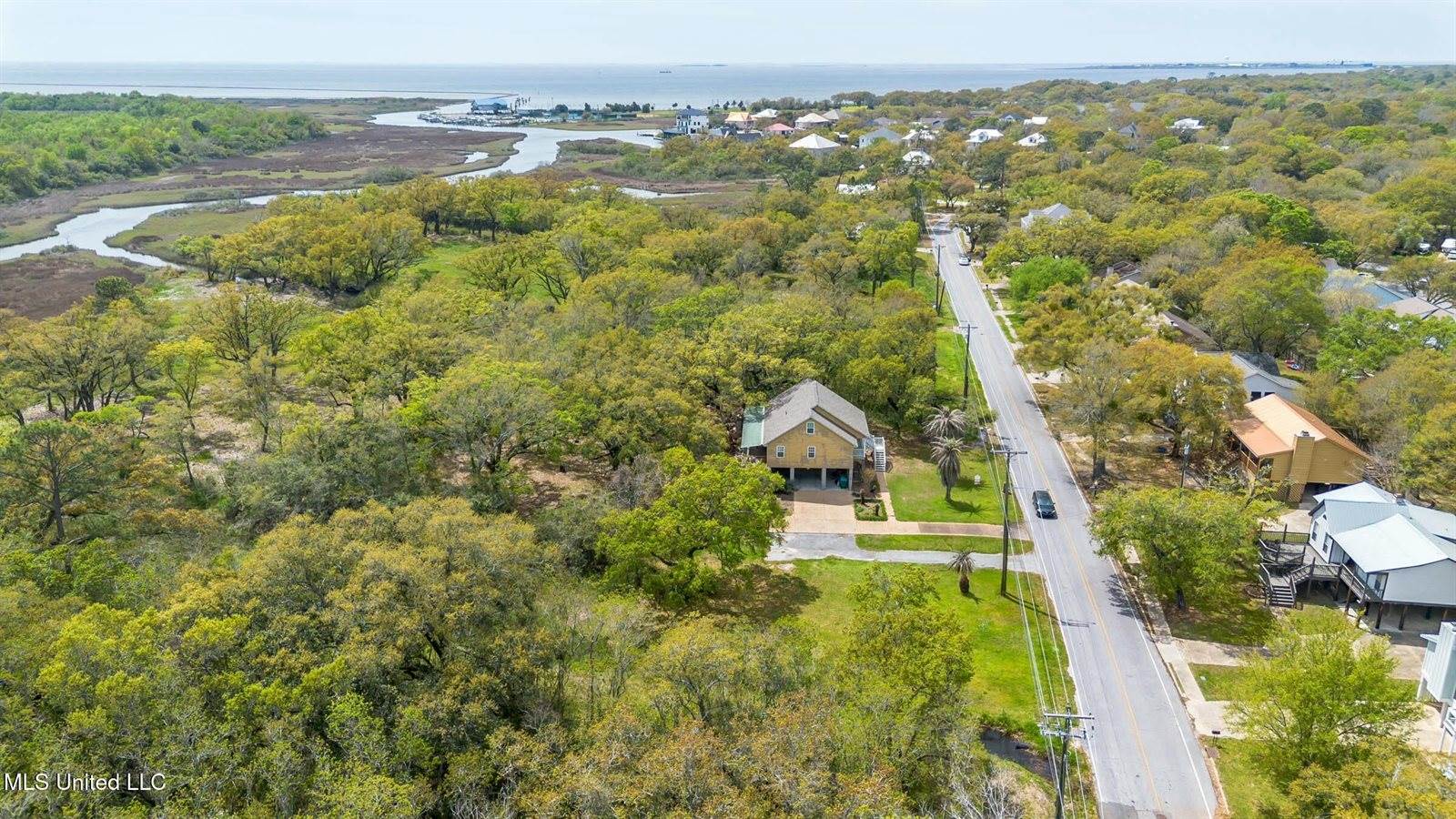 4510 Washington Avenue, Pascagoula, MS 39581