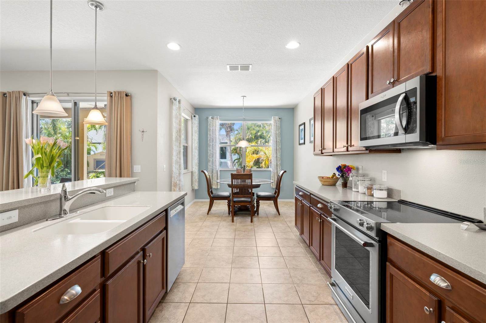 5909 Canton Street S, St Petersburg, FL 33712