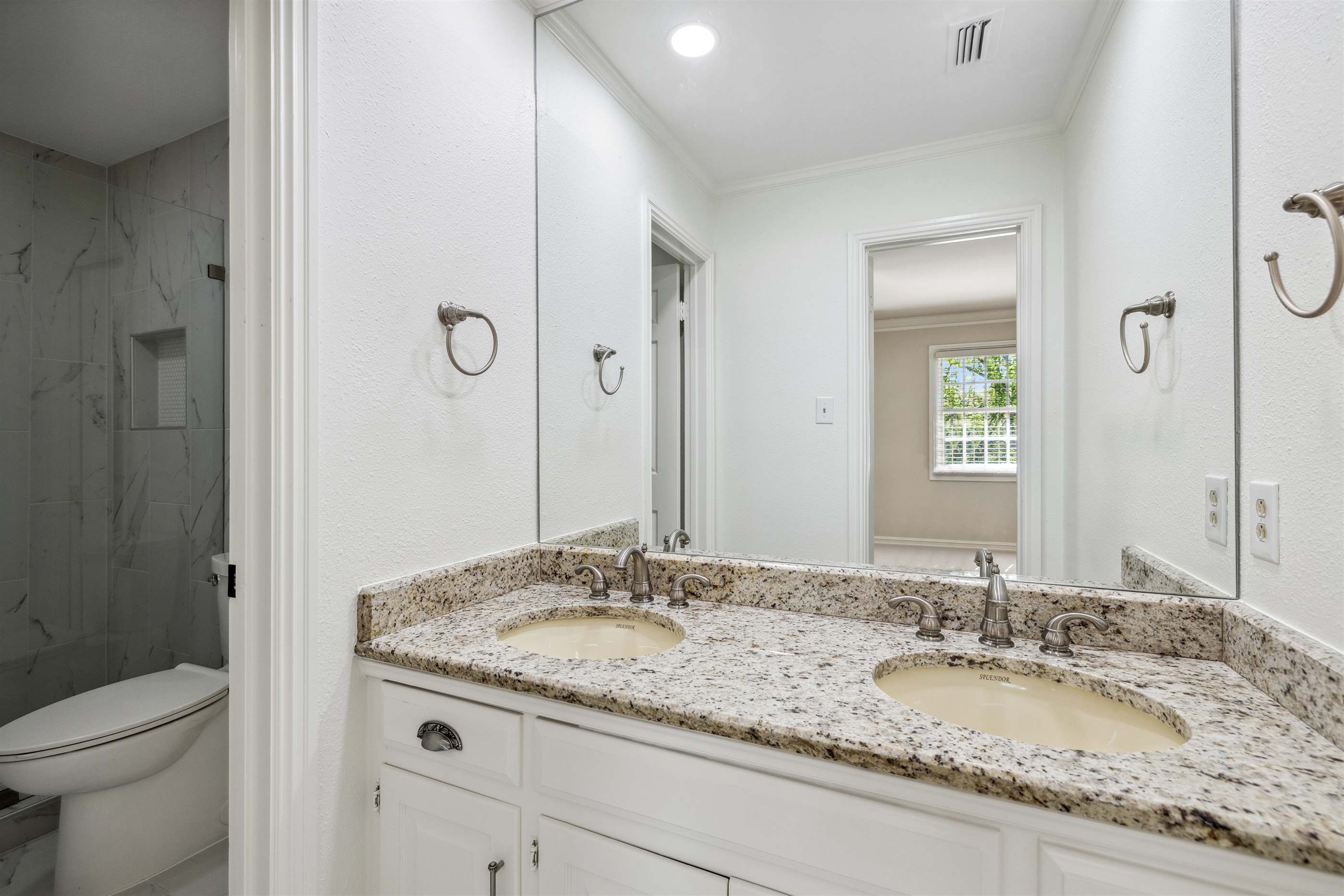 813 Mallory Court, Tyler, TX 75703