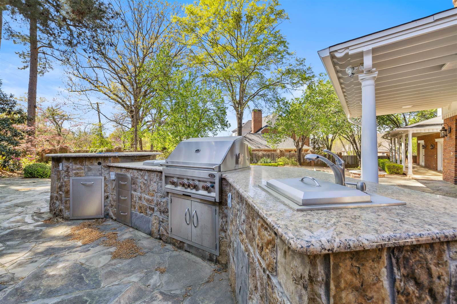 813 Mallory Court, Tyler, TX 75703