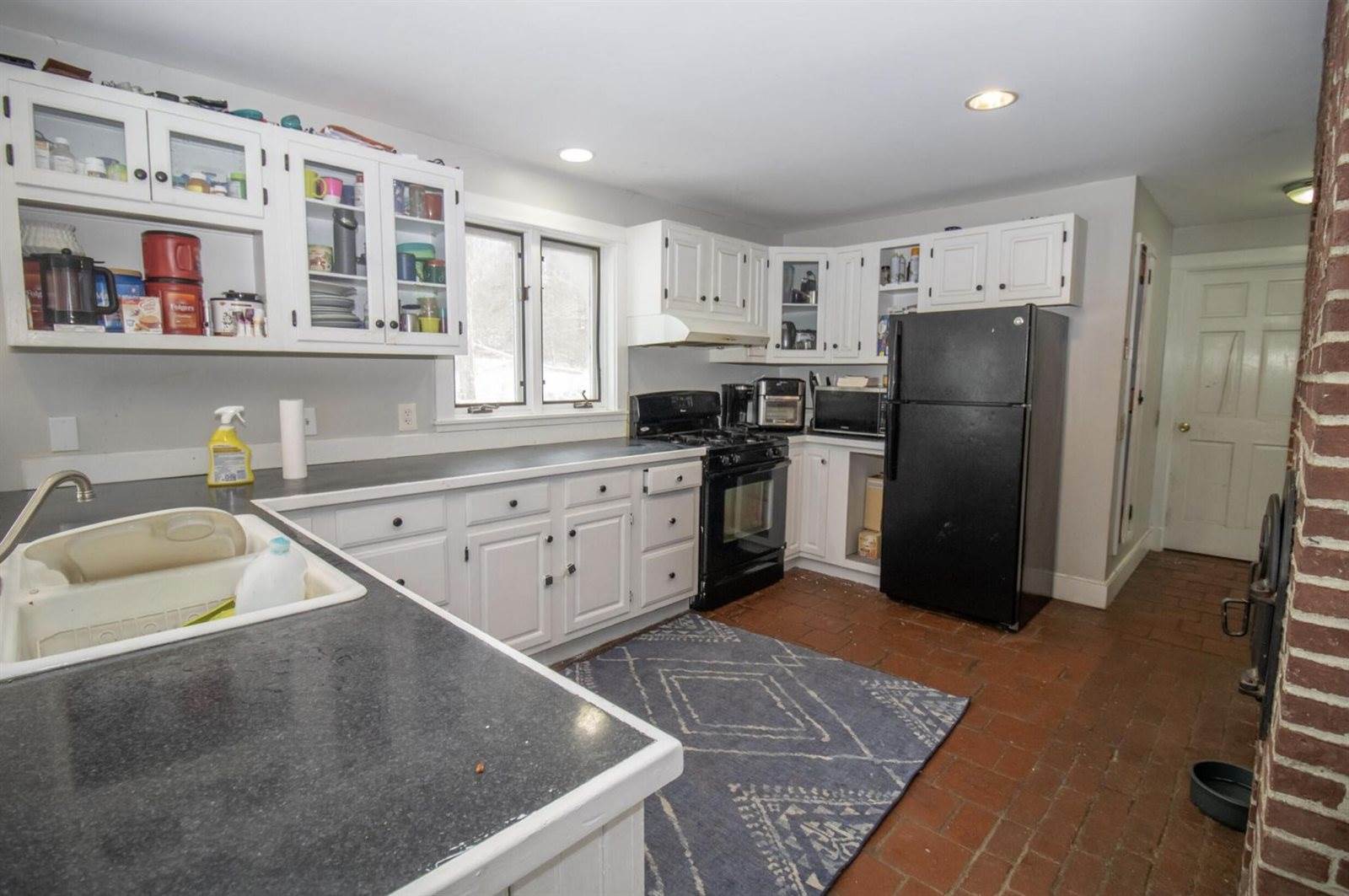 170 Ellsworth Road, Blue Hill, ME 04614