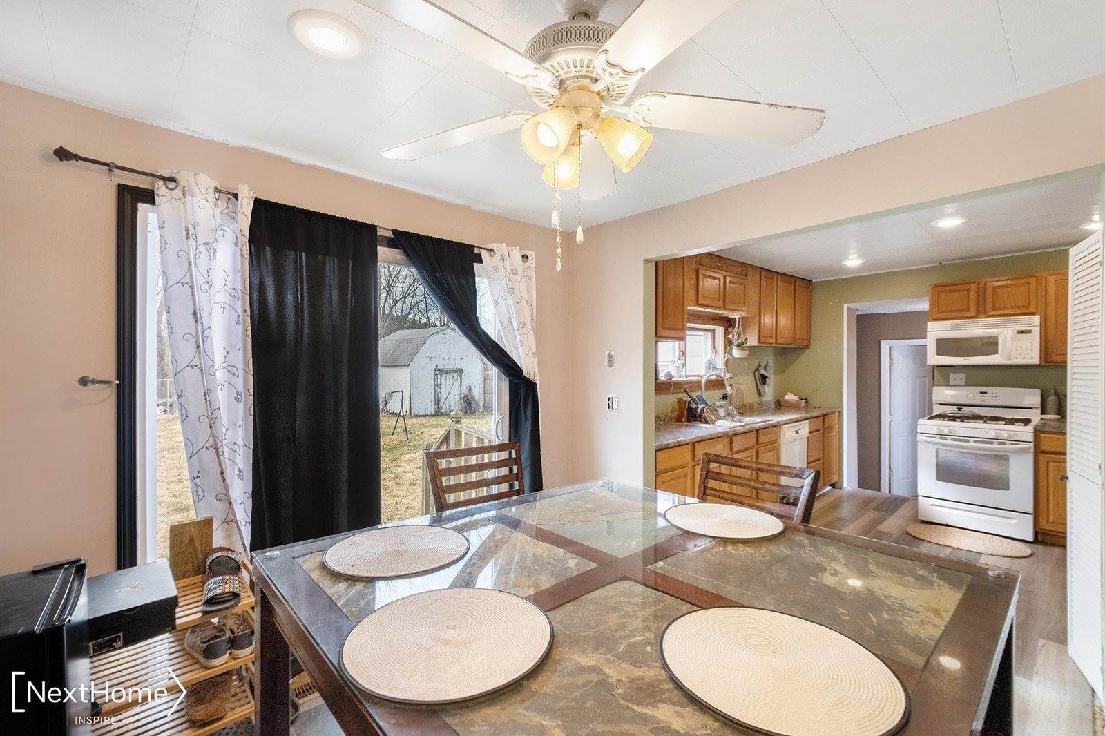 2076 Ala Street, Burton, MI 48519