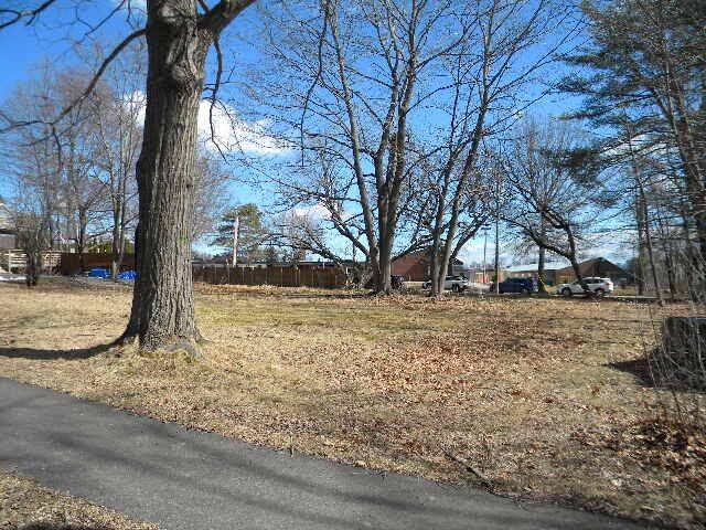 178C Pearl Road NE, Bangor, ME 04401