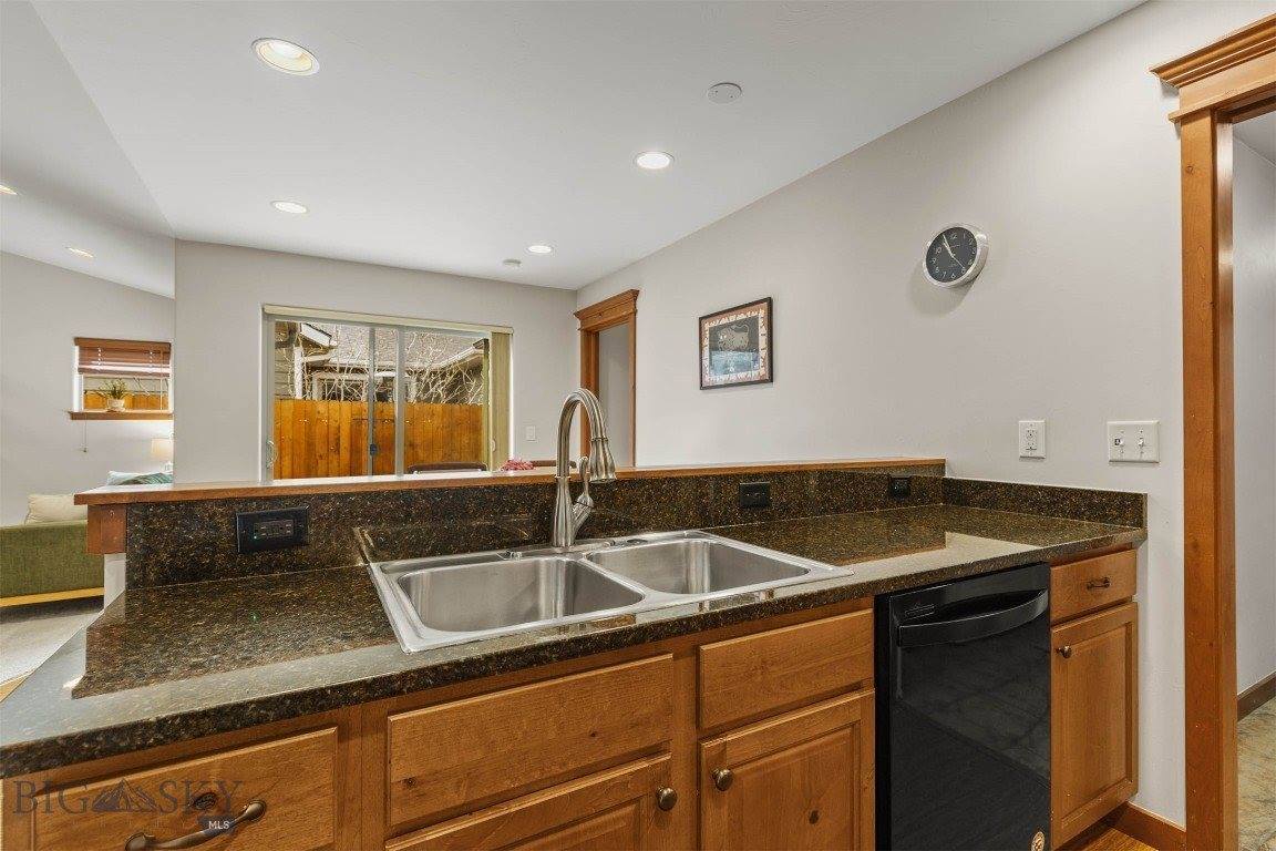 1087 Cottonwood Road, Bozeman, MT 59718