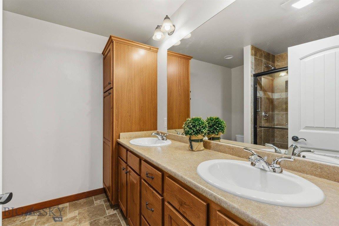 1087 Cottonwood Road, Bozeman, MT 59718