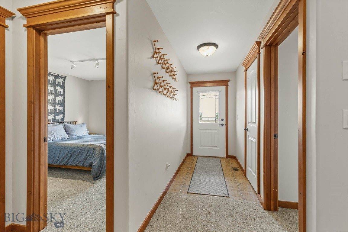 1087 Cottonwood Road, Bozeman, MT 59718