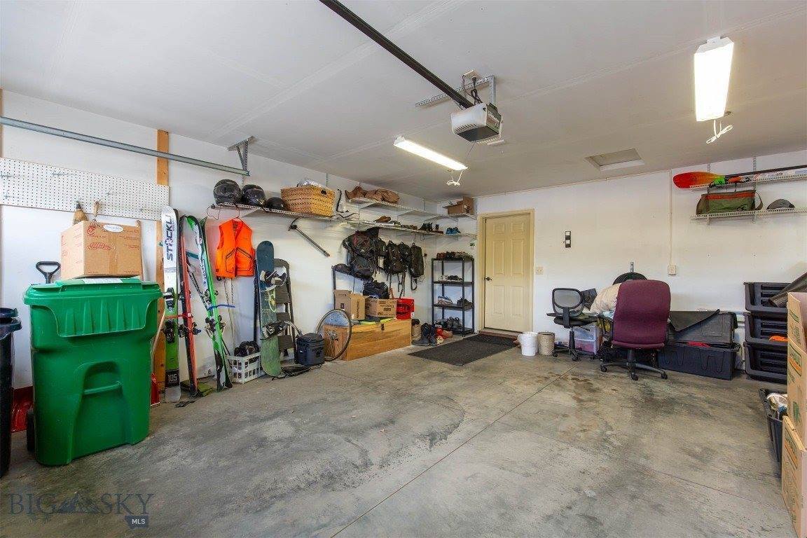 1087 Cottonwood Road, Bozeman, MT 59718