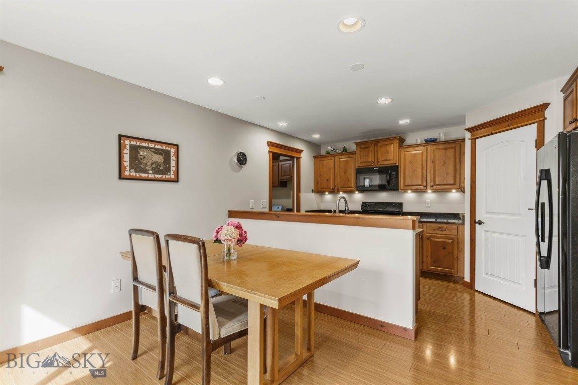 1087 Cottonwood Road, Bozeman, MT 59718