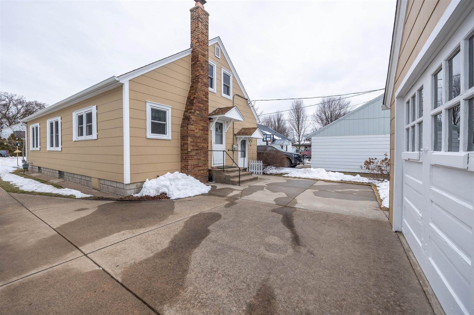 1915 Welsby Avenue, Stevens Point, WI 54481