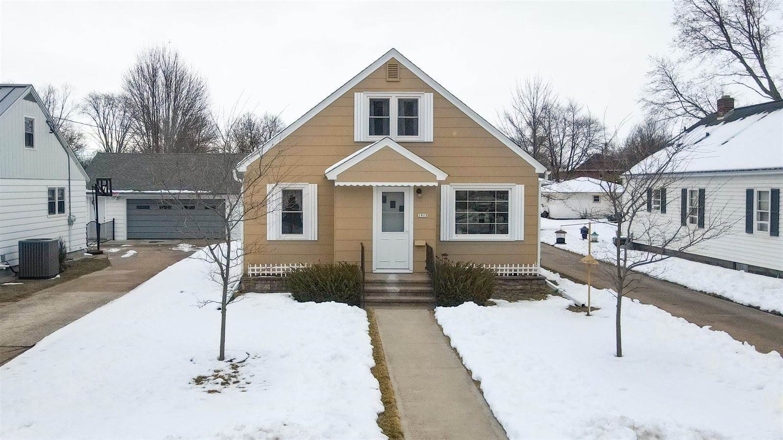 1915 Welsby Avenue, Stevens Point, WI 54481