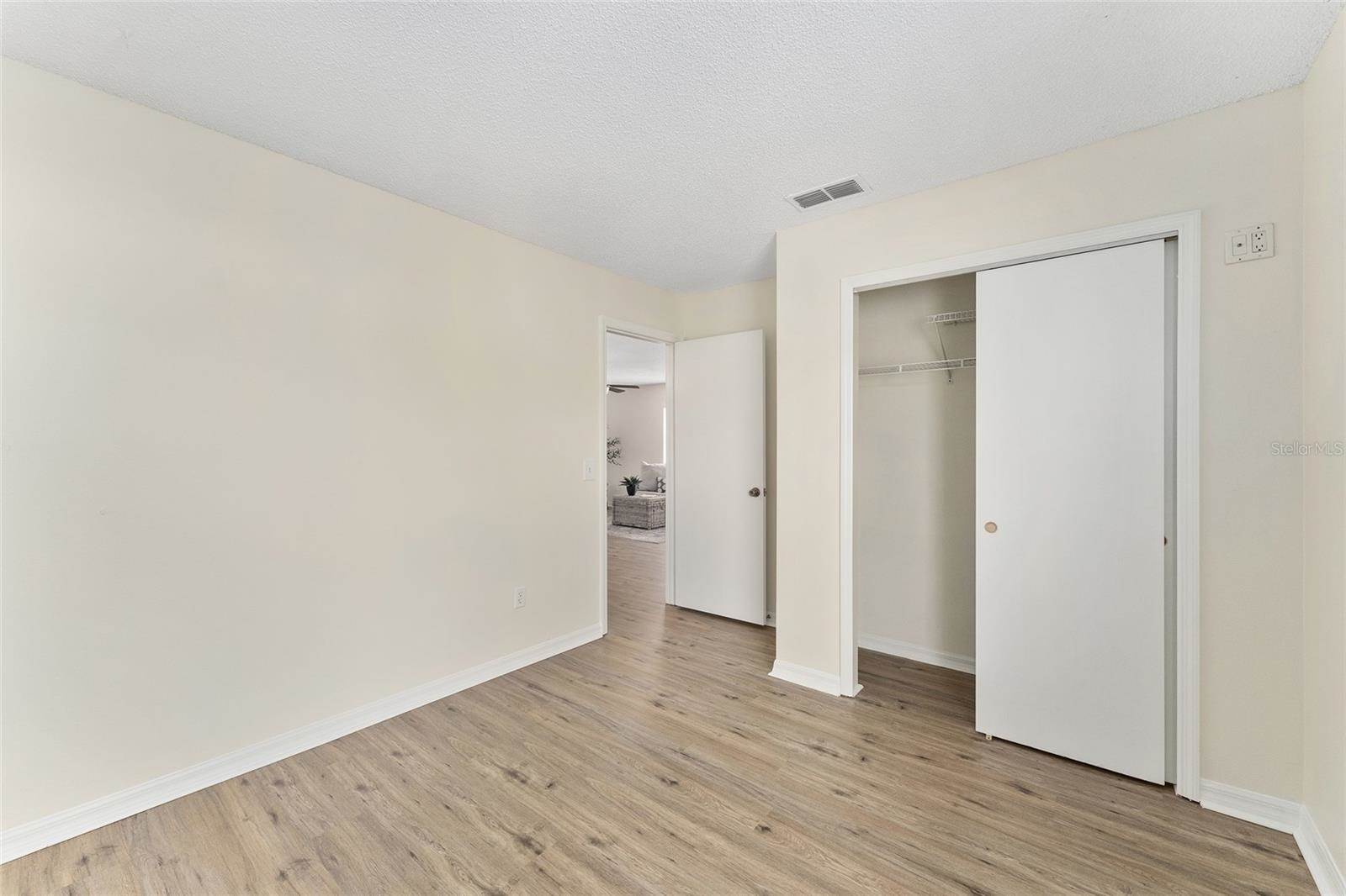 415 Cambio Court, The Villages, FL 32159