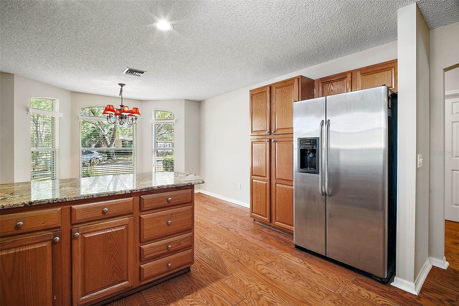 811 Harper Place, Lady Lake, FL 32159