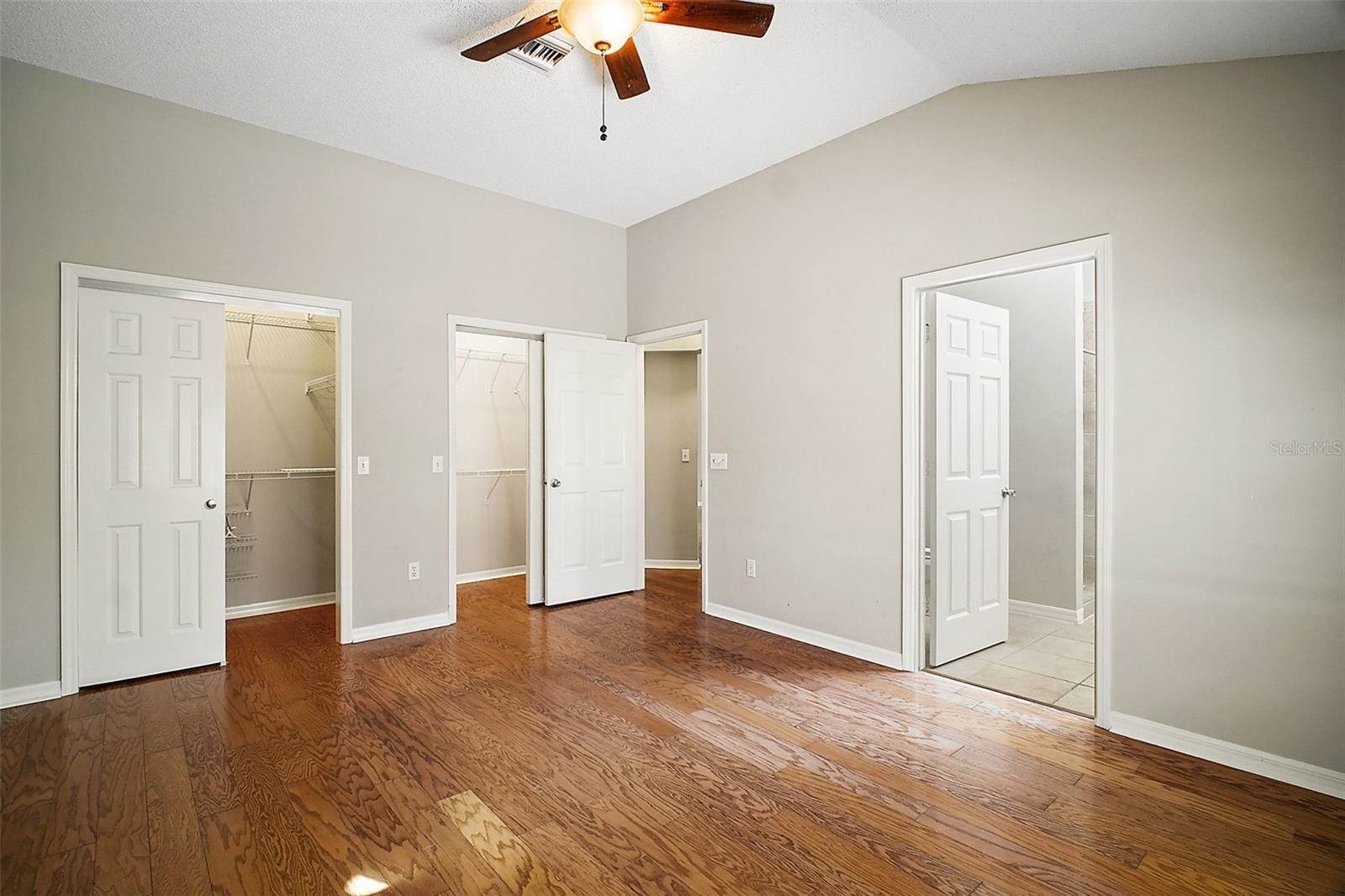 811 Harper Place, Lady Lake, FL 32159