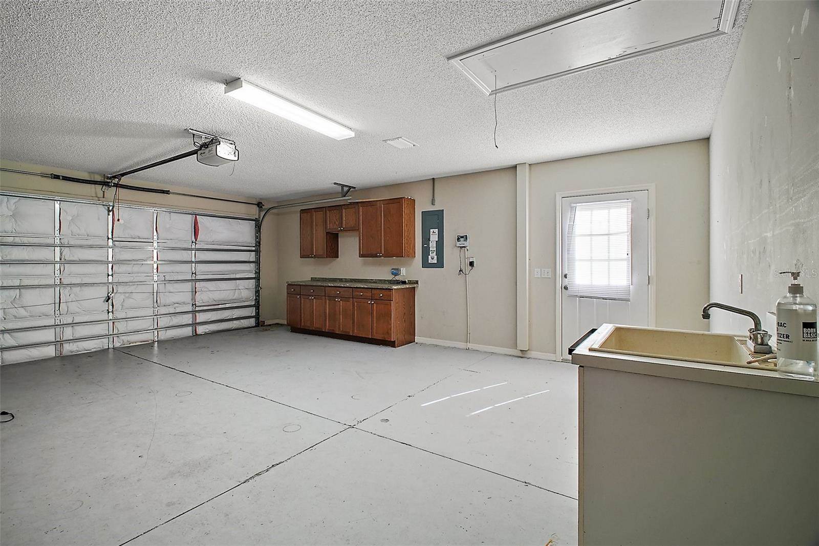 811 Harper Place, Lady Lake, FL 32159