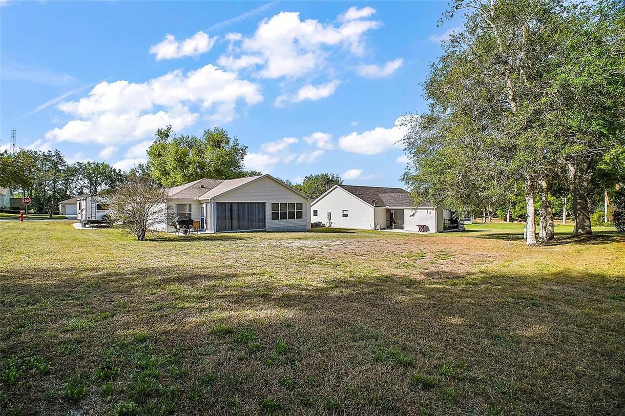 811 Harper Place, Lady Lake, FL 32159