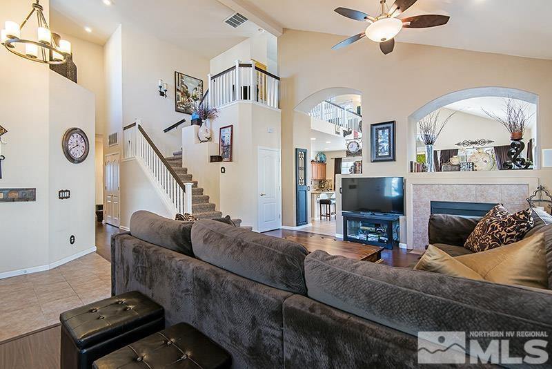 3241 Compase Ct, Sparks, NV 89436