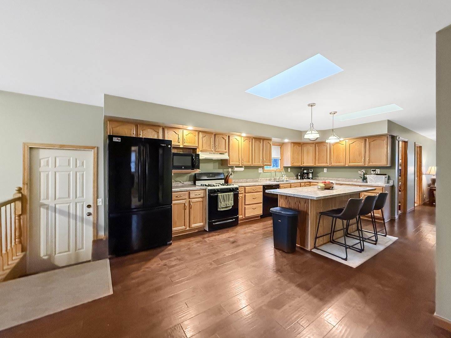 415 Grove, Lena, IL 61048