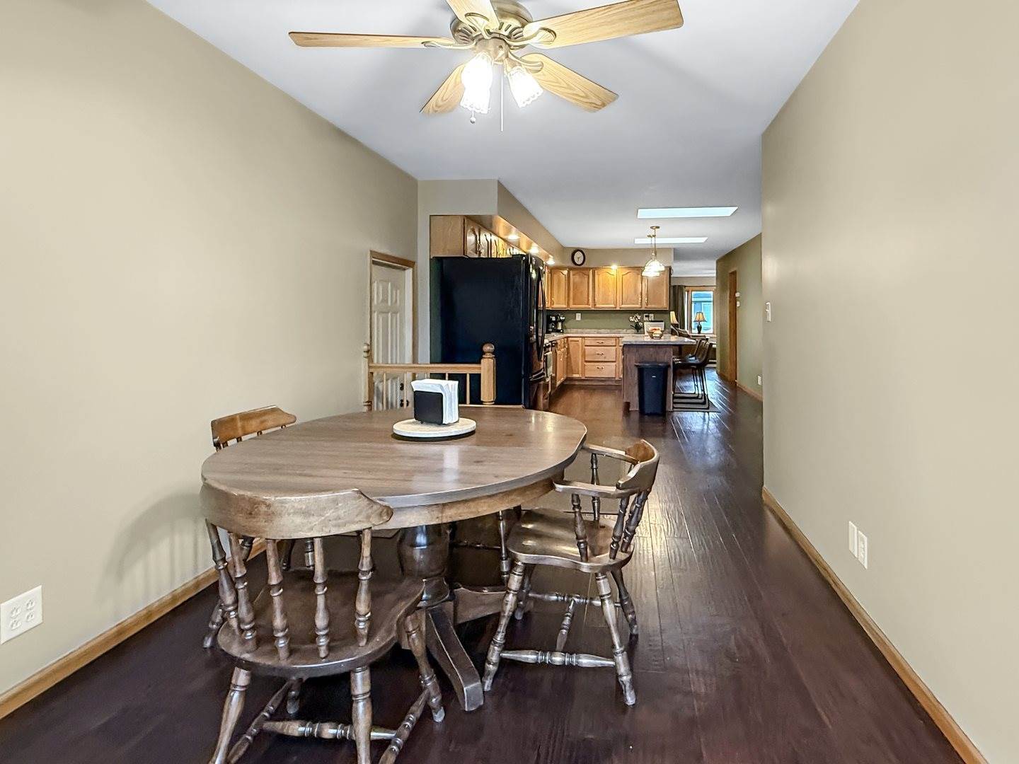 415 Grove, Lena, IL 61048
