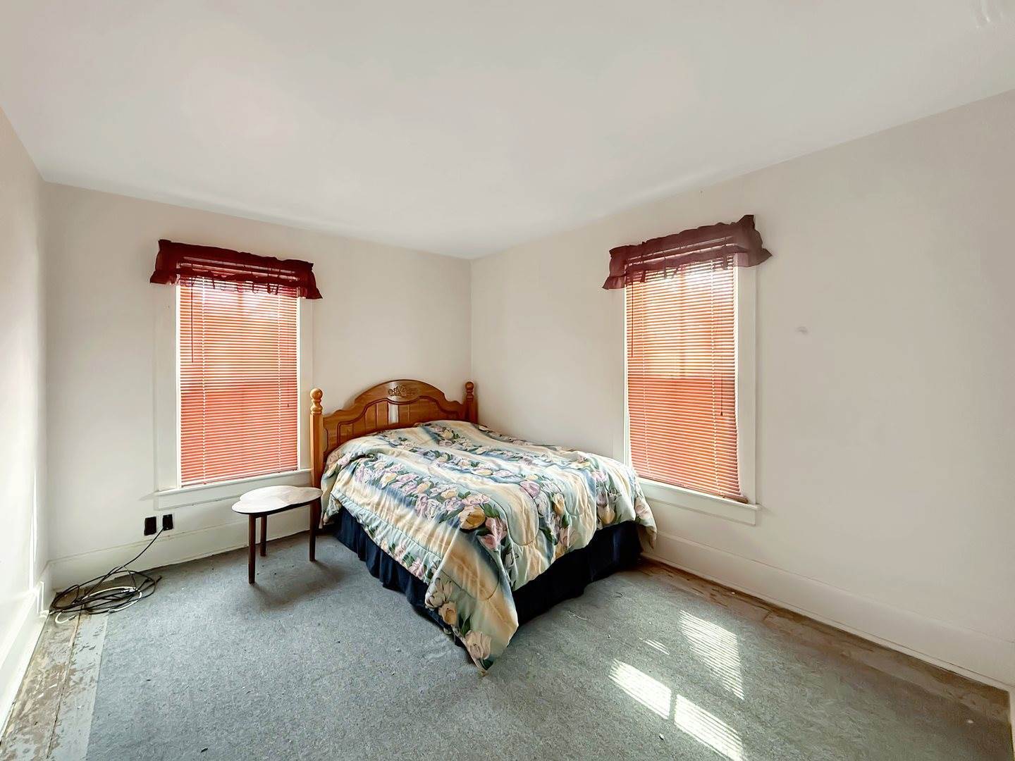 624 East Pleasant Street, Freeport, IL 61032