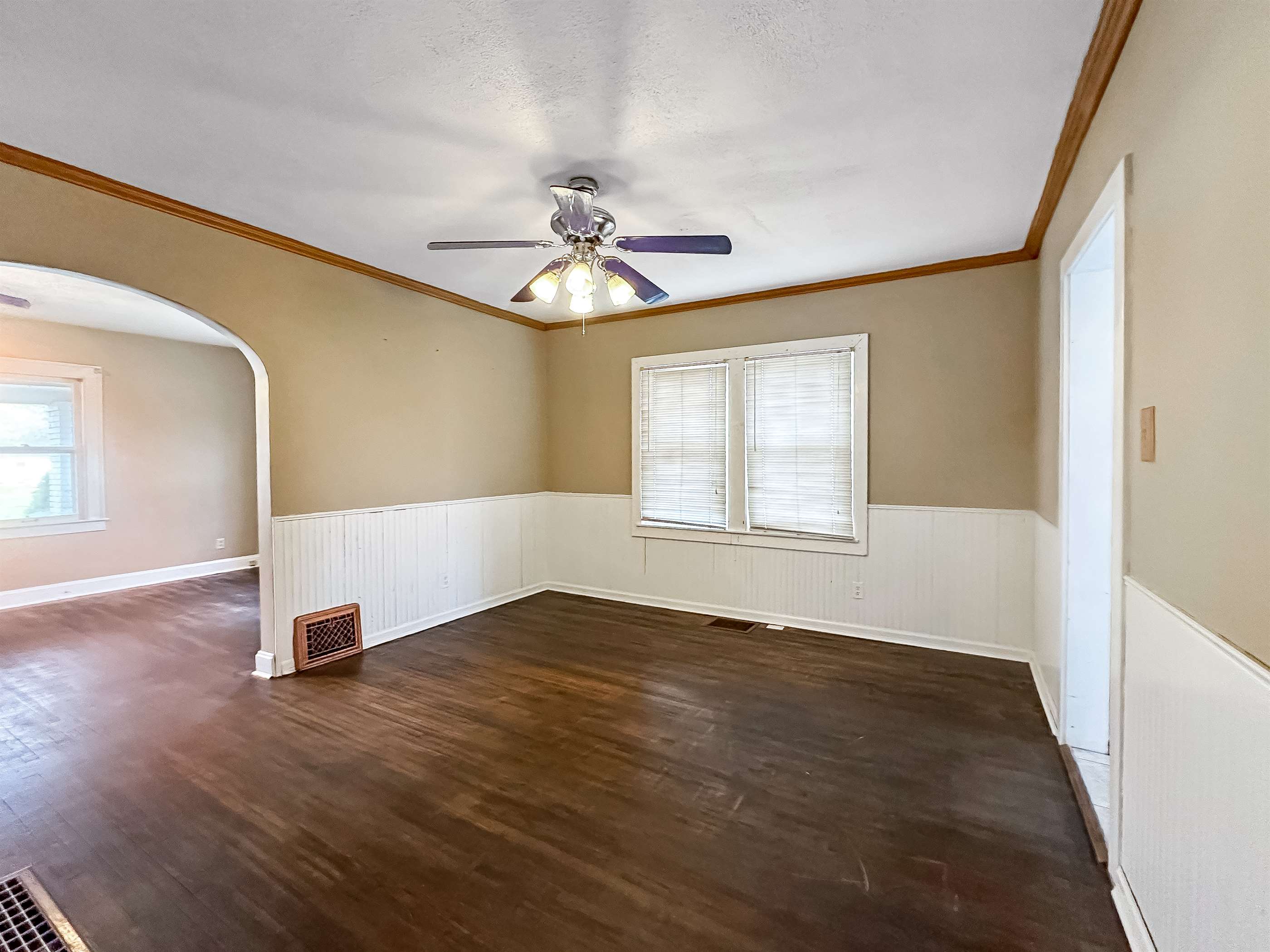 2908 College Ave, Terre Haute, IN 47803