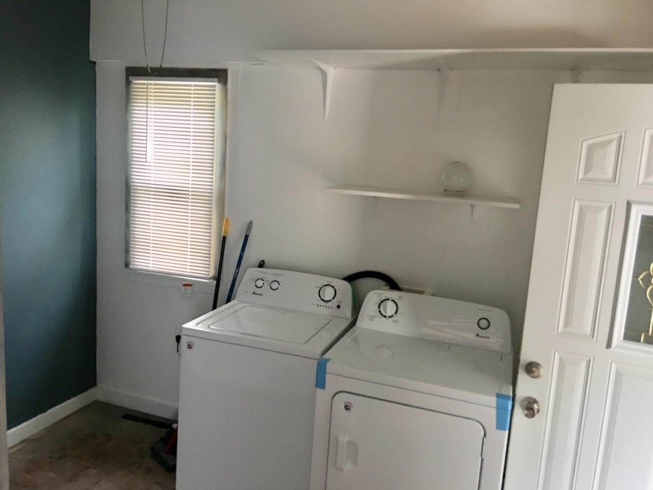 200 Hill, Spirit Lake, IA 51360