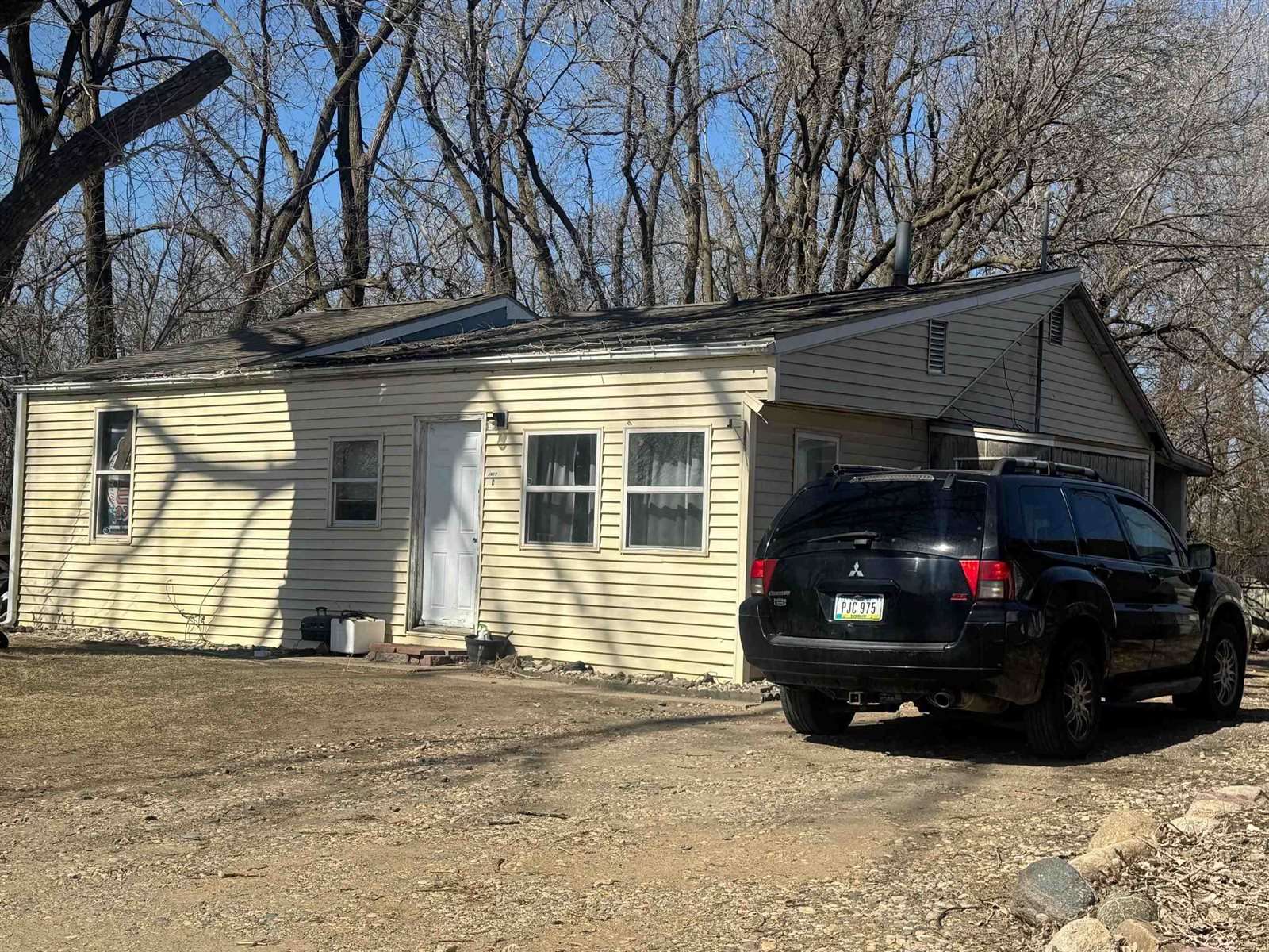 200 Hill, Spirit Lake, IA 51360