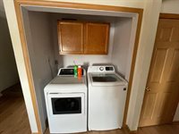 200 Hill, Spirit Lake, IA 51360