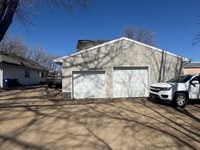 200 Hill, Spirit Lake, IA 51360