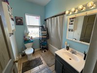 200 Hill, Spirit Lake, IA 51360