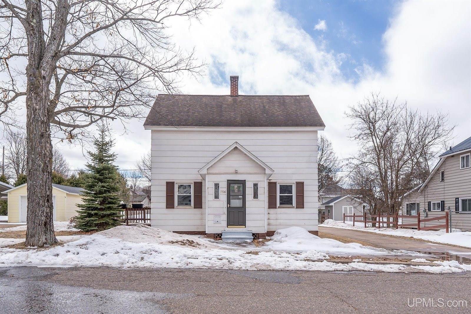 756 Michigan Street, Ishpeming, MI 49849