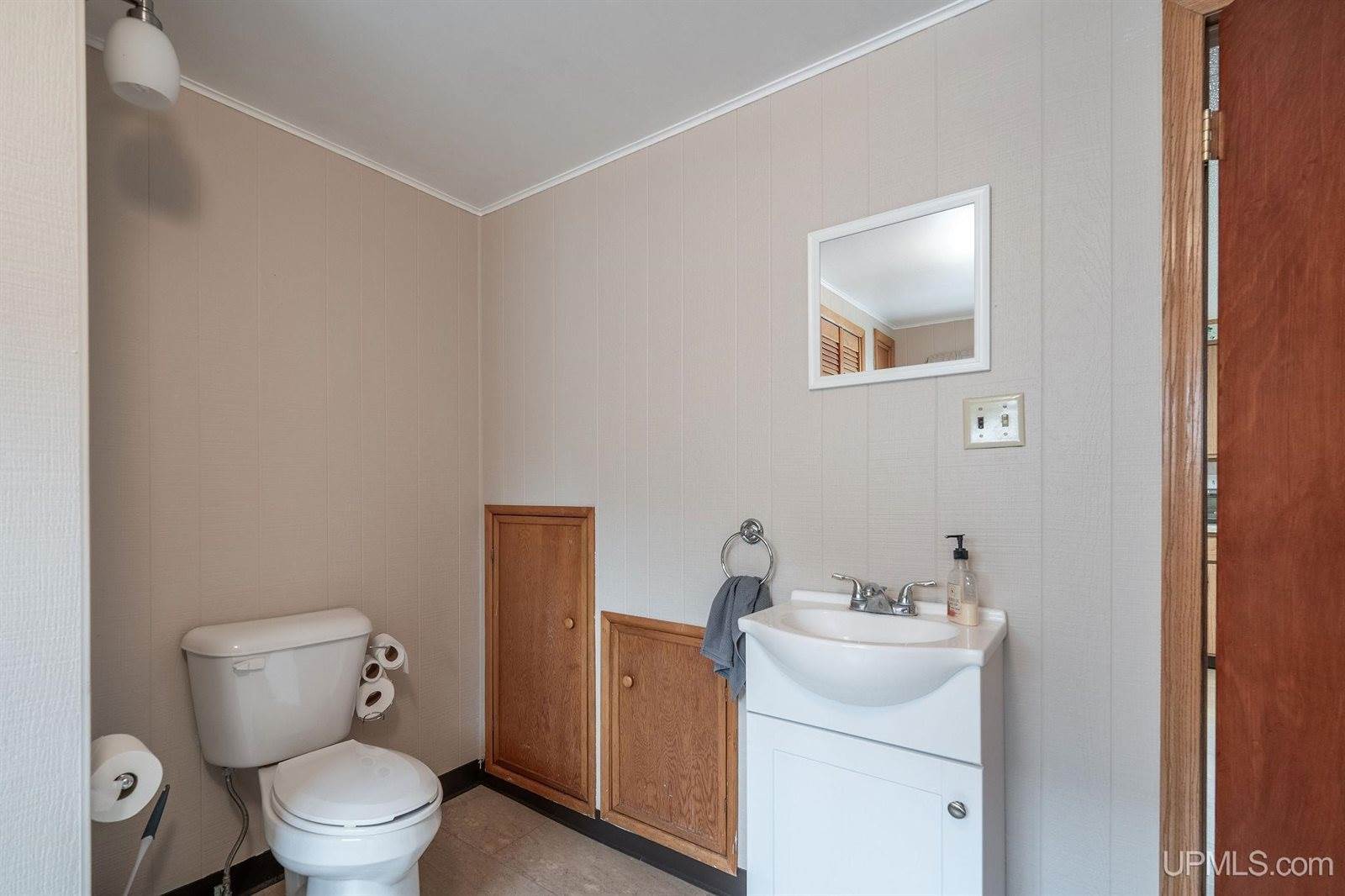 756 Michigan Street, Ishpeming, MI 49849