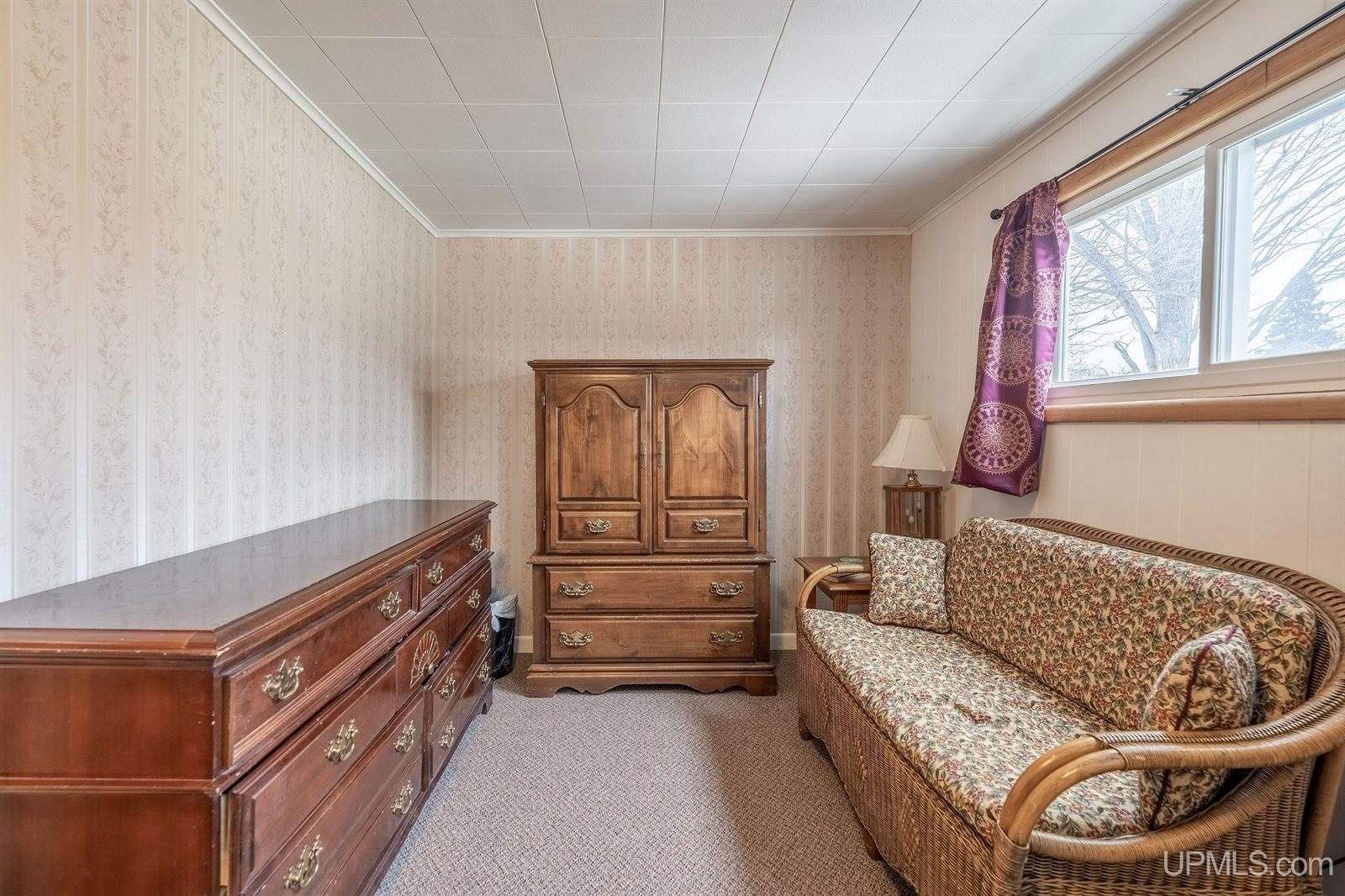 756 Michigan Street, Ishpeming, MI 49849