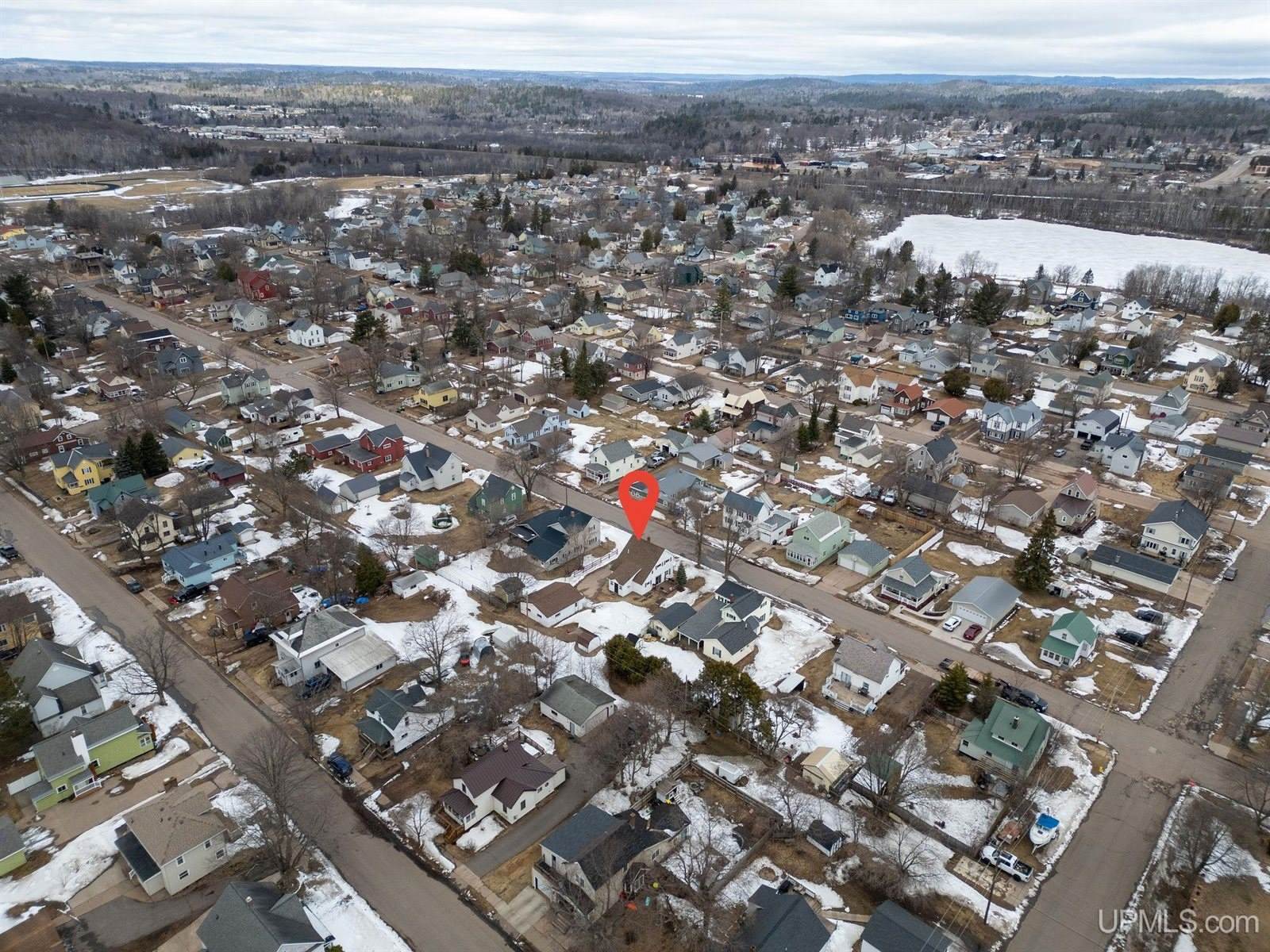 756 Michigan Street, Ishpeming, MI 49849