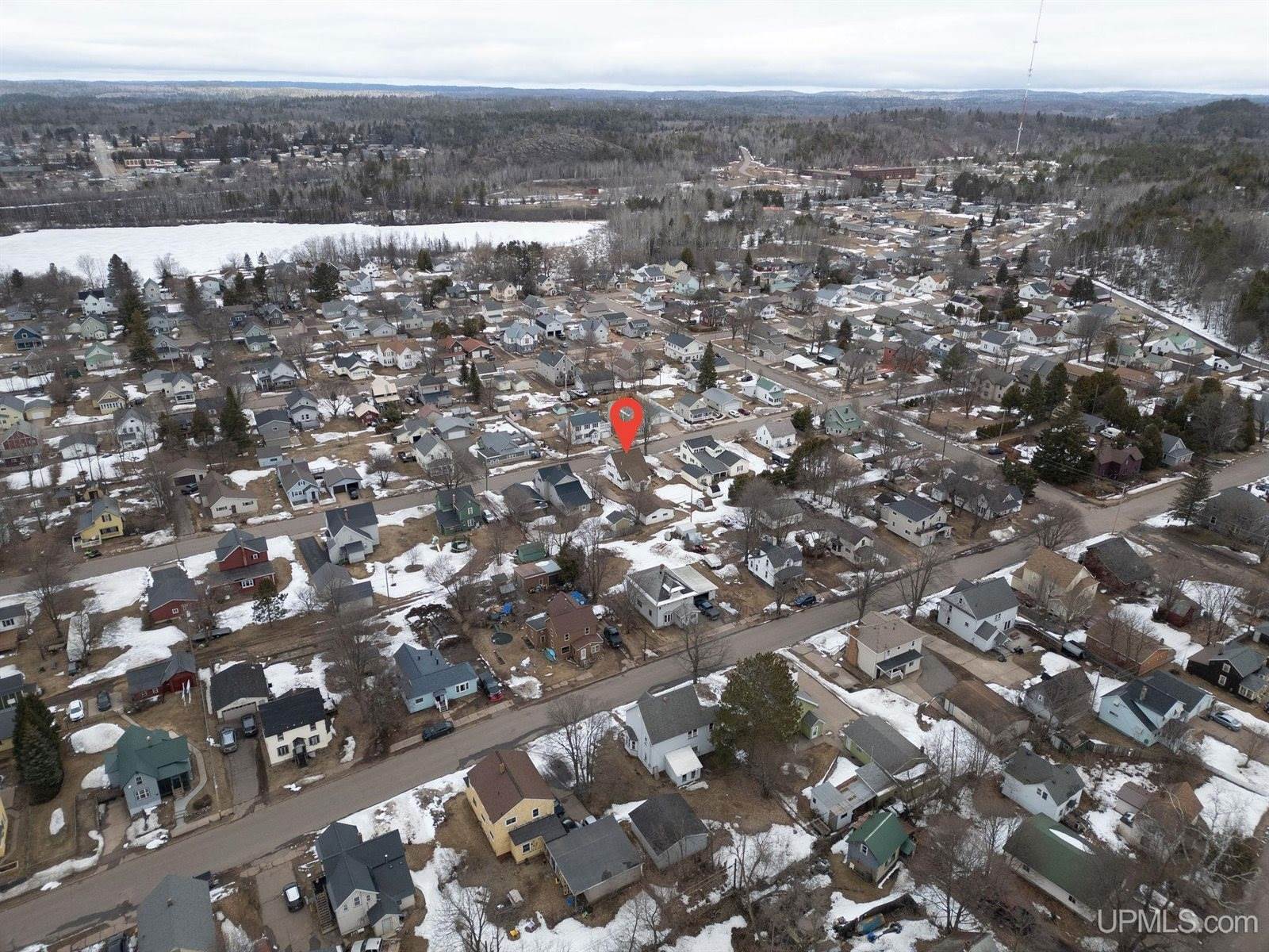 756 Michigan Street, Ishpeming, MI 49849