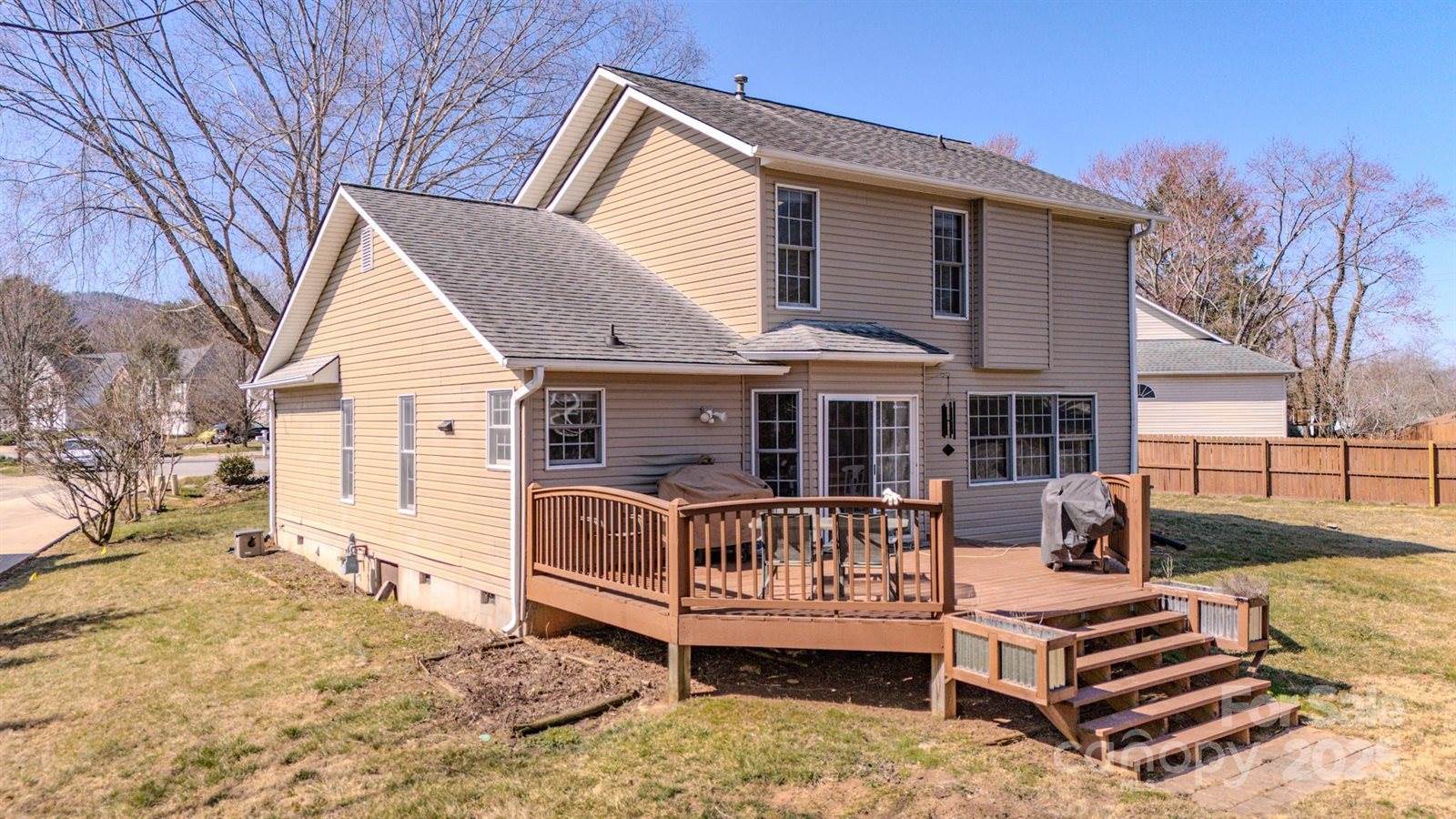 23 Westmont Drive, Asheville, NC 28806