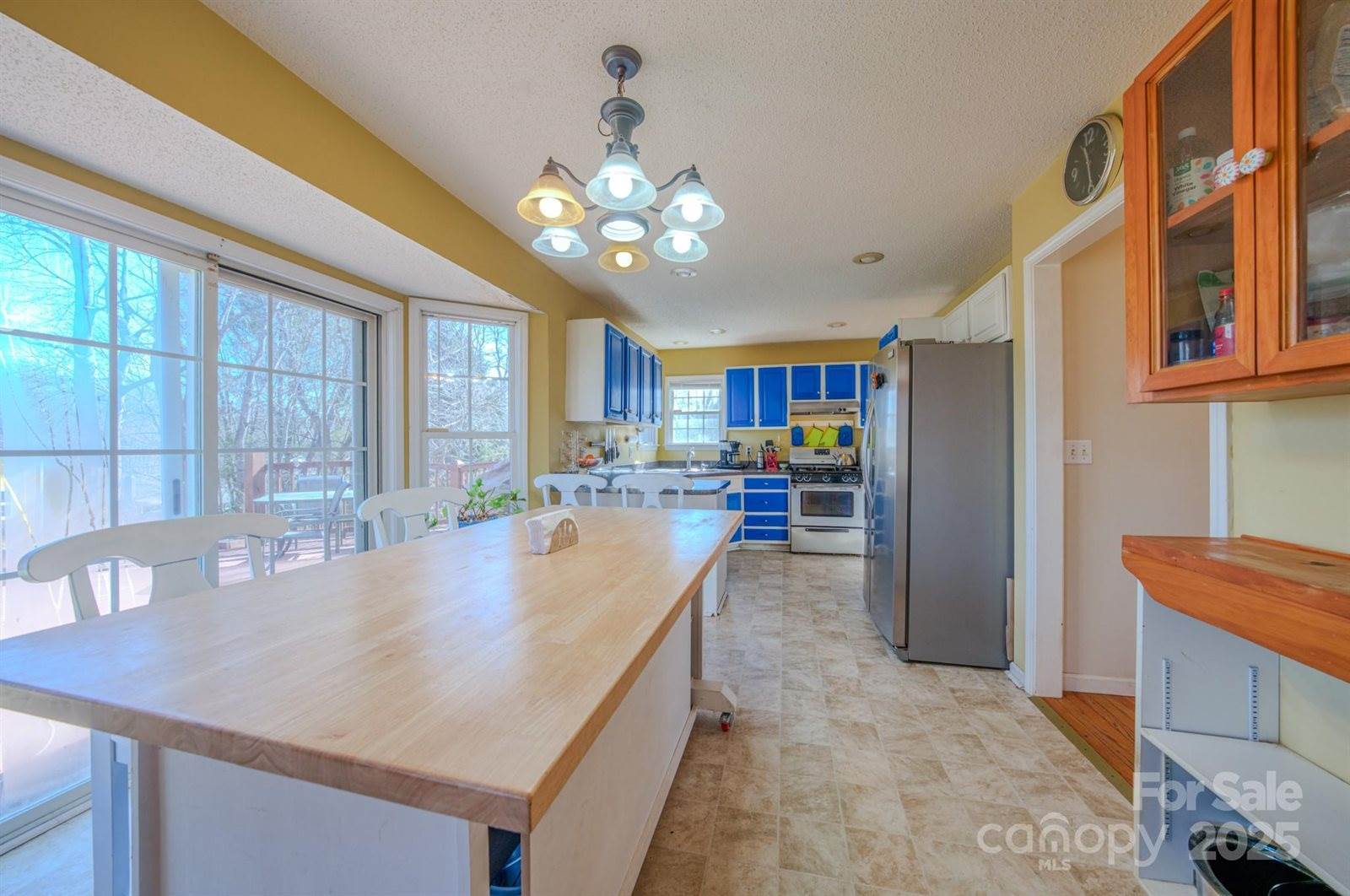 23 Westmont Drive, Asheville, NC 28806