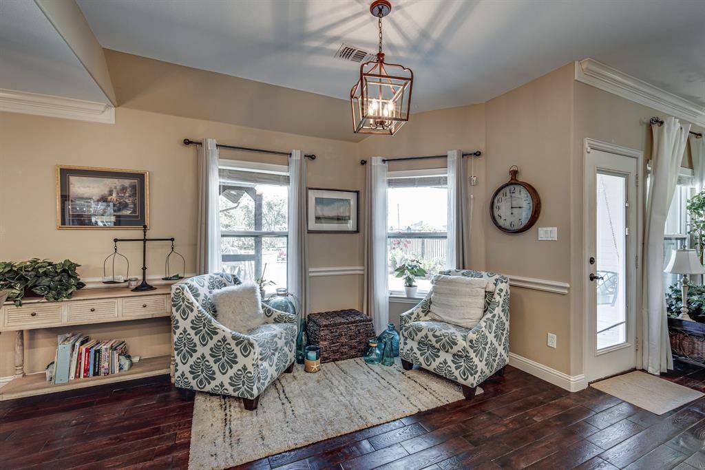490 Black Champ Road, Waxahachie, TX 75167