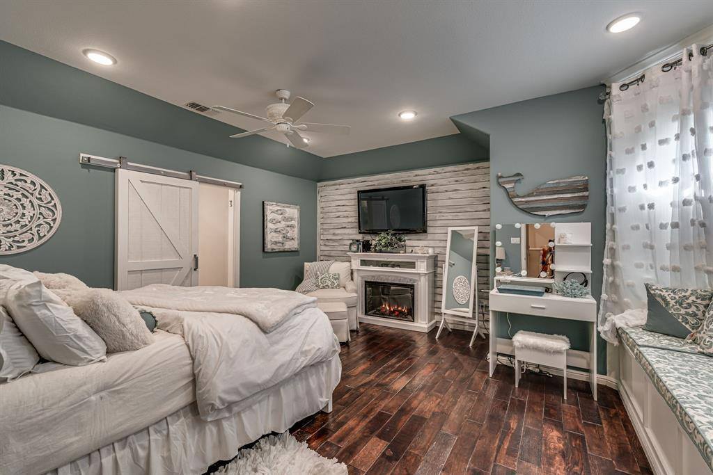 490 Black Champ Road, Waxahachie, TX 75167