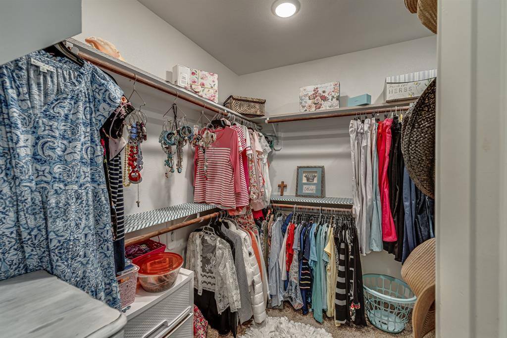 490 Black Champ Road, Waxahachie, TX 75167