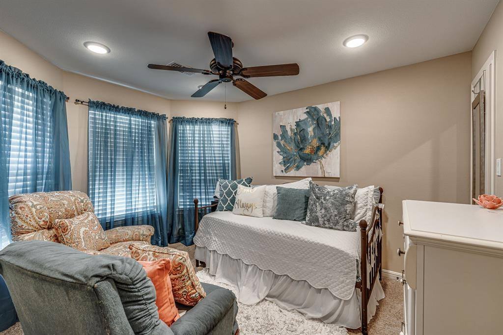 490 Black Champ Road, Waxahachie, TX 75167