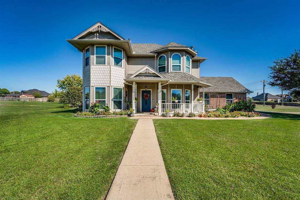 490 Black Champ Road, Waxahachie, TX 75167