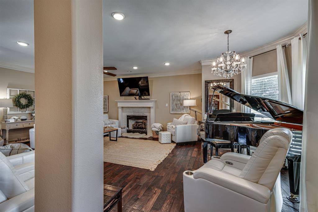 490 Black Champ Road, Waxahachie, TX 75167