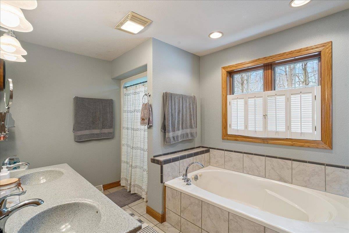 129439 Hillwood Road, Edgar, WI 54426