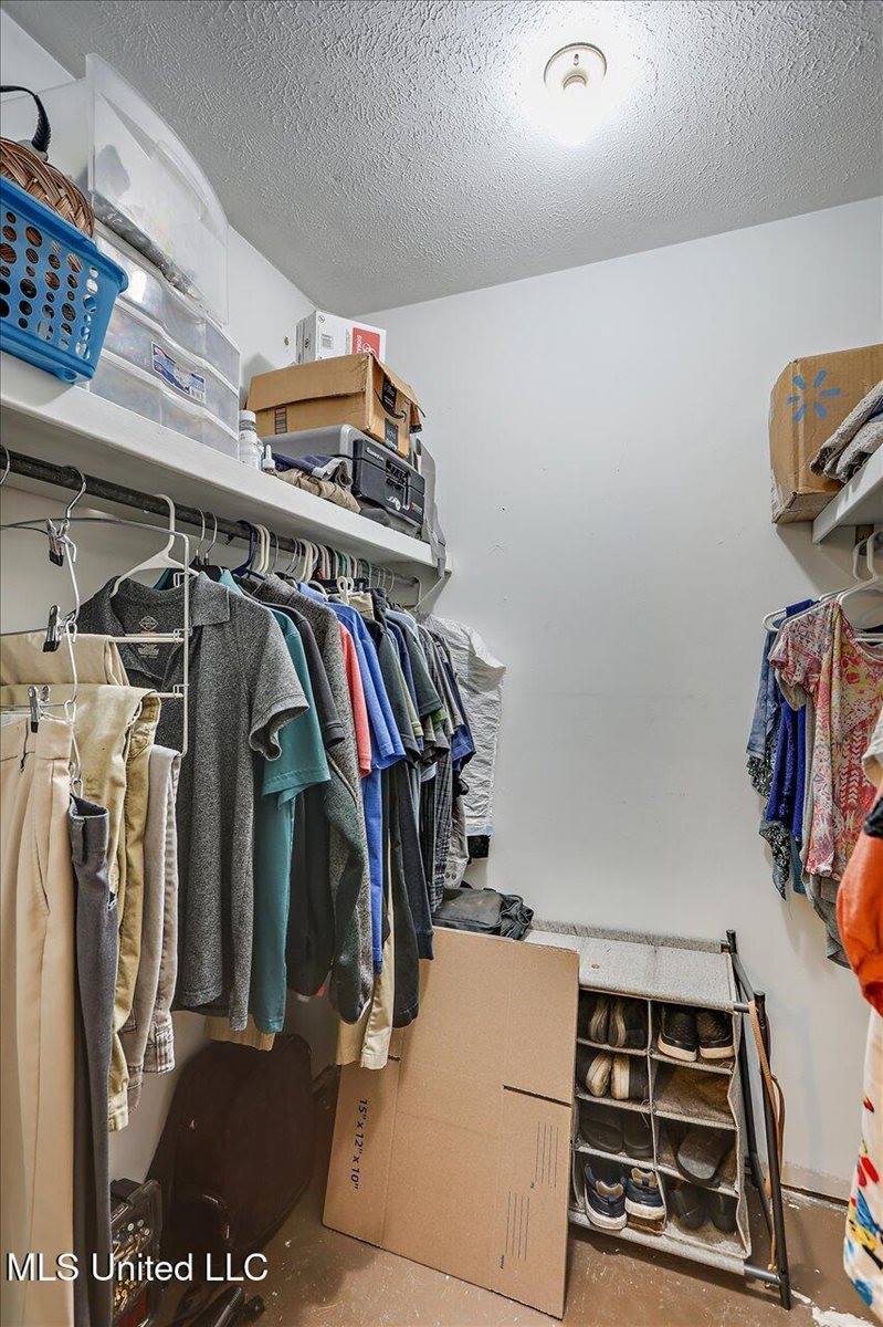 202 Simmons Drive, Clinton, MS 39056