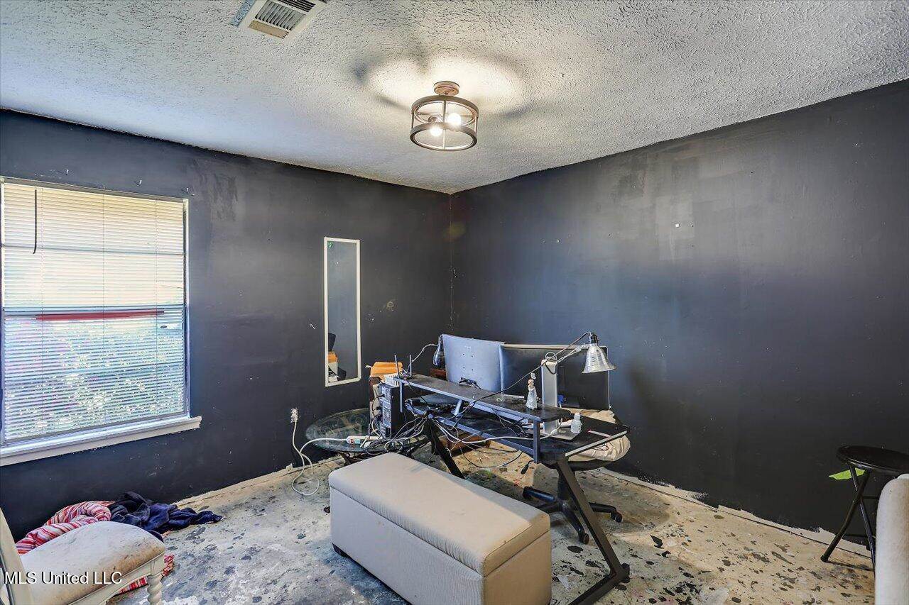 202 Simmons Drive, Clinton, MS 39056