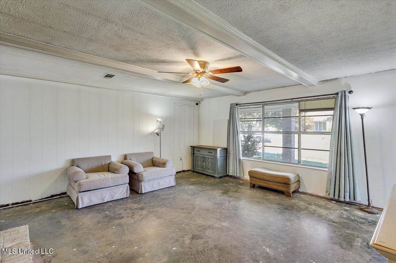 202 Simmons Drive, Clinton, MS 39056