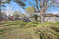 202 Simmons Drive, Clinton, MS 39056