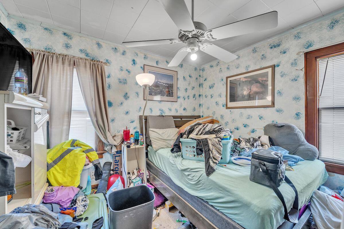 4831 N 70th STREET, Milwaukee, WI 53218